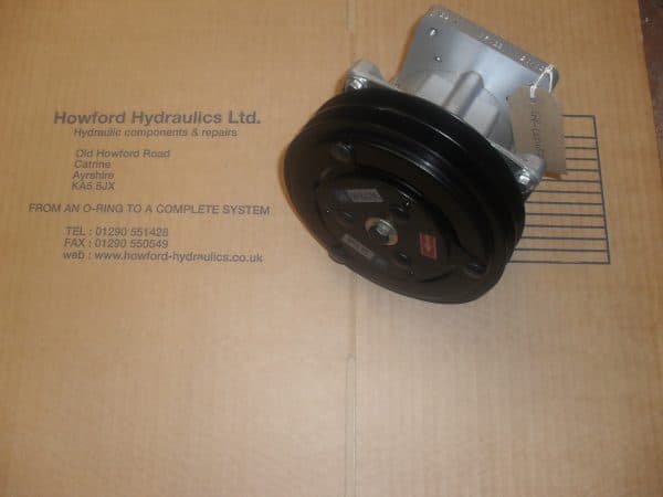 12V ELECTRO-MAGNETIC CLUTCH FOR GRP. 2 PUMP, 10DNM