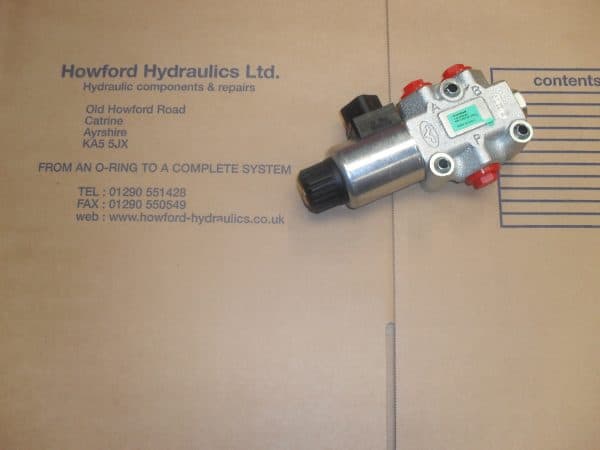 3/8 BSP 3 PORT DIVERTOR VALVE 12VDC