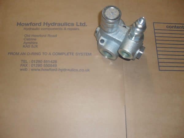 PRIORITY PORT FLOW CONTROL VALVE COMPLETE WITH RELIEF VALVE