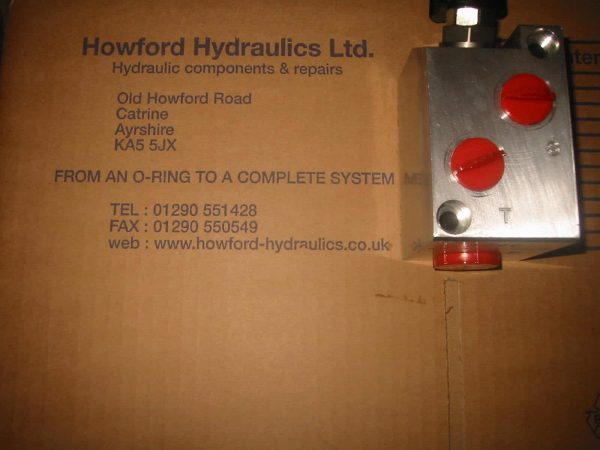 1/2 BSP PRIORITY PORT FLOW CONTROL VALVE PRESSURE COMPENSATED(50
